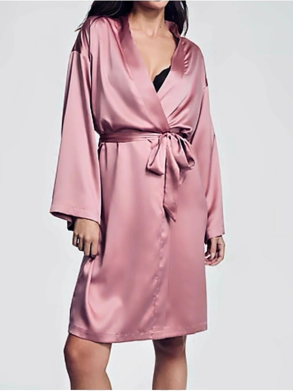 Victoria Secret short pink satin kimono-style robe size M/L